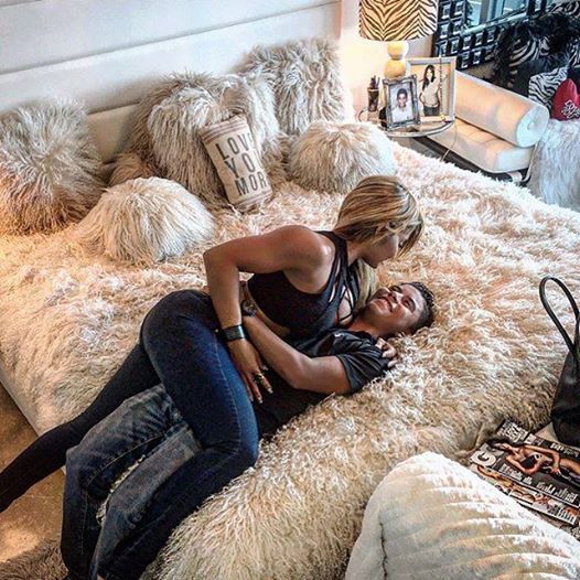 Maripily con su hijo - foto causa controversia en las redes sociales - Foto via Facebook